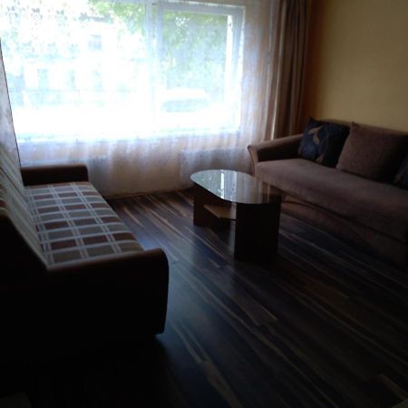 Brivibas 25 Apartamenti Ventspils Exterior foto