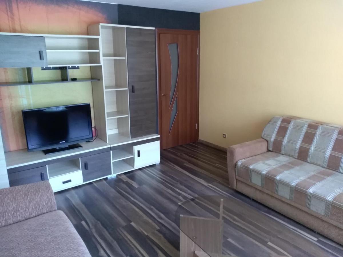 Brivibas 25 Apartamenti Ventspils Exterior foto